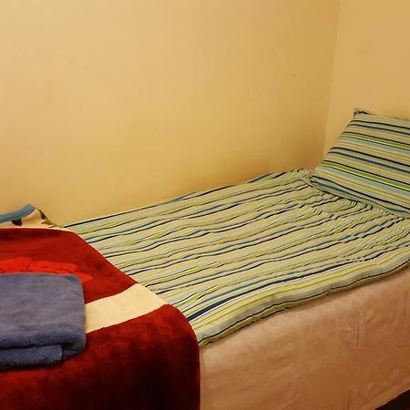 Cherry House & Self Catering Hotel Leeds  Buitenkant foto